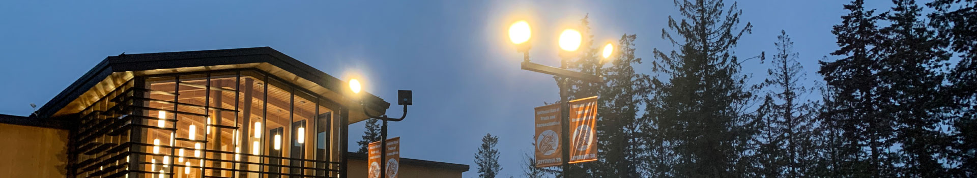 FL05 Area Lights in Action: Real-World Applications Across Canada